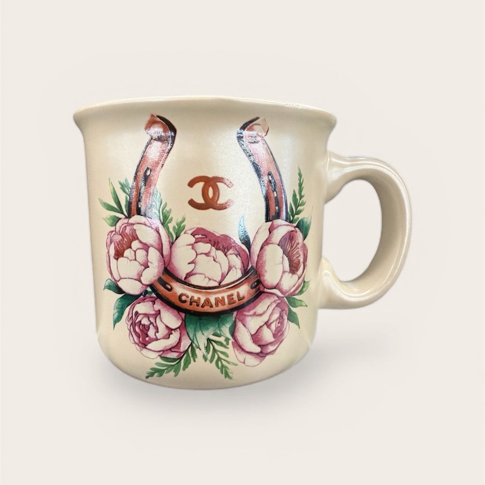 Chanel Horseshoe Cream Floral Mug, NWT - Picture 2 of 2